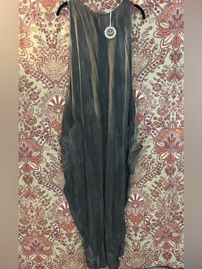 hazel Gray Washed Sleeveless Balloon Jumpsuit with Pockets